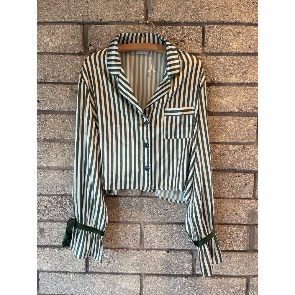 Bella Sleep + Spa Green & White Striped Button-Down Pajama Top With Pocket & Tie